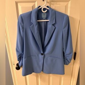 CeCe 3/4 length blazer.  XS